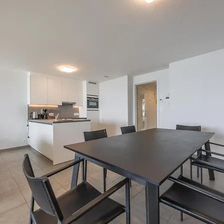 Les Amiraux - 0701 + Box 2 Apartment *