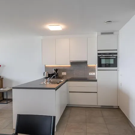 Apartment Les Amiraux - 0701 + Box 2